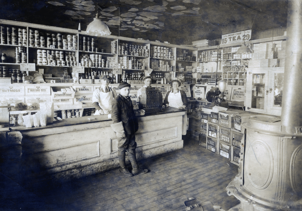 Kroger interior 1920, Porter 10th Street The Kroger Co.